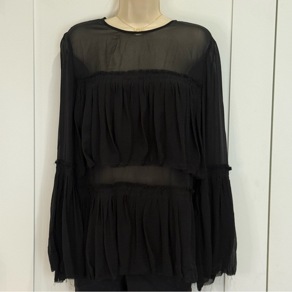 Nicholas Black Blouse Sheer Bell Sleeve Size 6 Whimsigoth Boho Chic Romantic Top - Picture 2 of 8